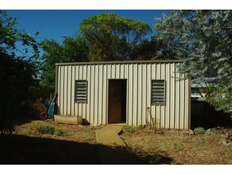 5 Glasson Street, Wellington NSW 2820