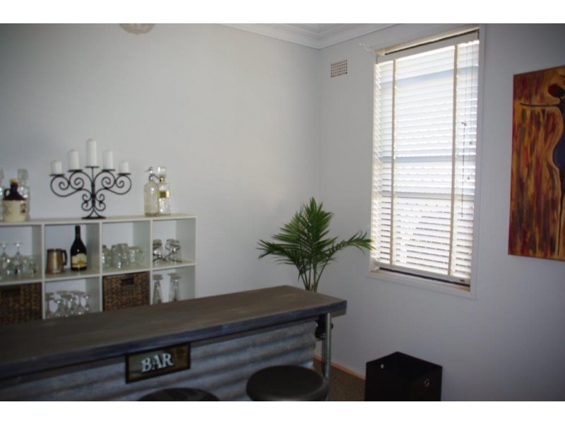 5 Glasson Street, Wellington NSW 2820