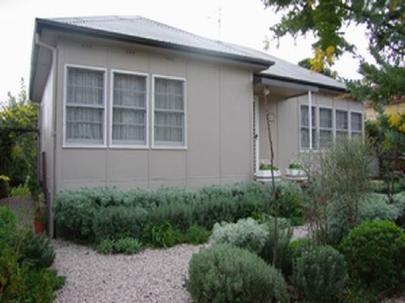 42 Short Street, Wellington NSW 2820