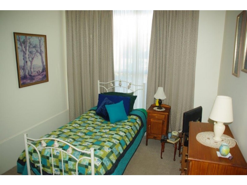 161 GISBORNE STREET, Wellington NSW 2820