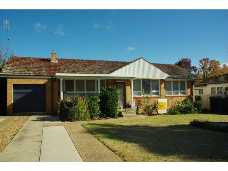 5 Arthur Street, Wellington NSW 2820