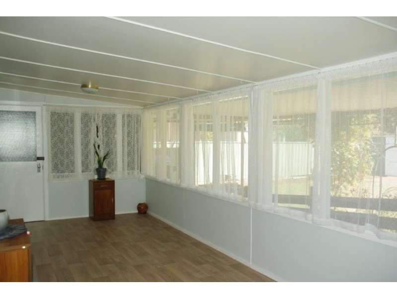 5 Arthur Street, Wellington NSW 2820