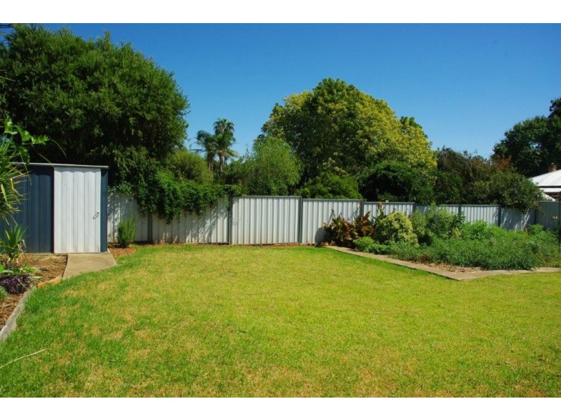 5 Arthur Street, Wellington NSW 2820