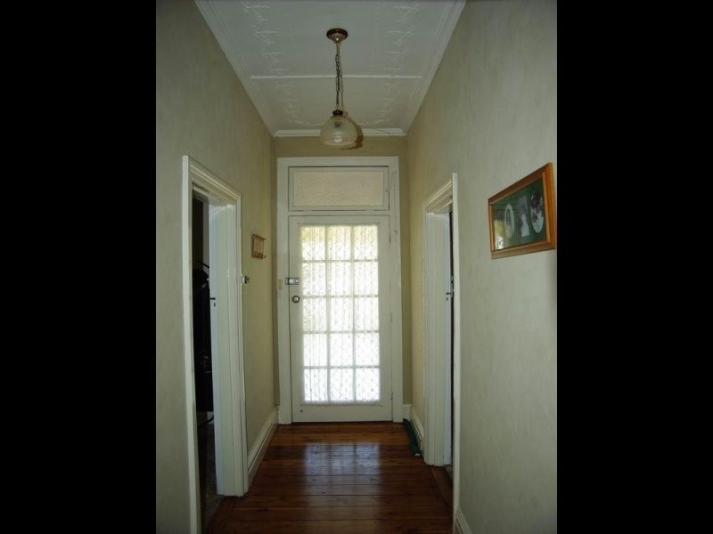 11 Gisborne Street, Wellington NSW 2820