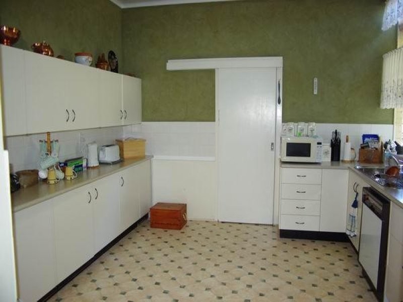 11 Gisborne Street, Wellington NSW 2820