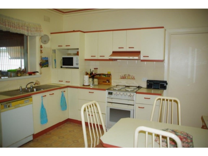 101 Gisborne Street, Wellington NSW 2820