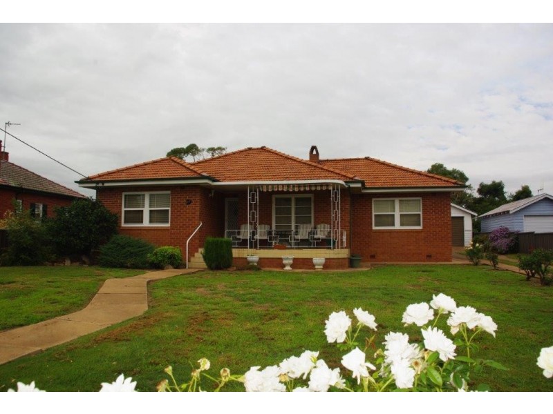 101 Gisborne Street, Wellington NSW 2820