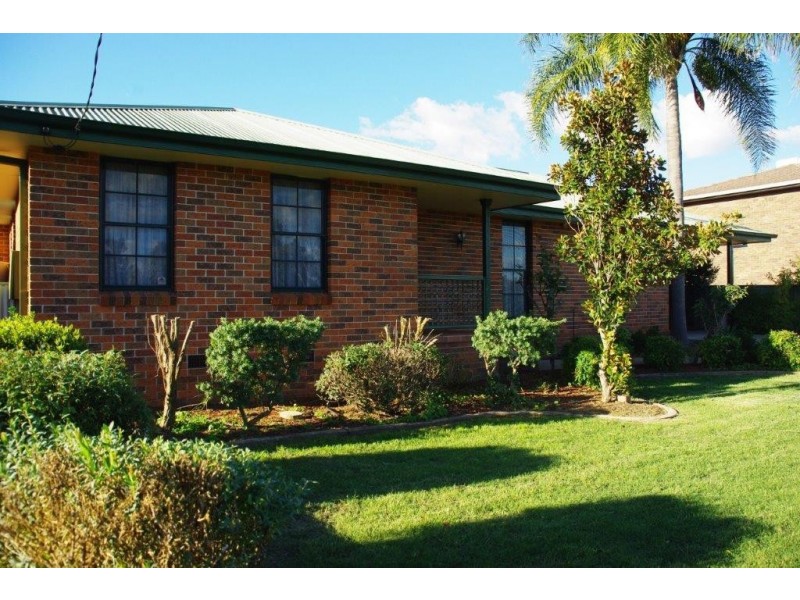 84 Montefiores Street Montefiores via, Wellington NSW 2820