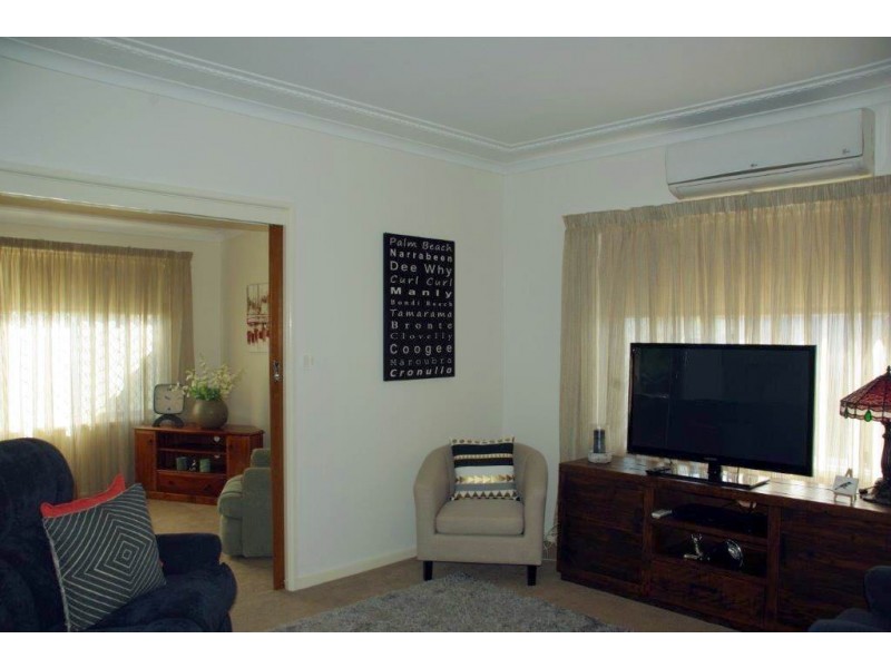 122 Whitley Street, Wellington NSW 2820