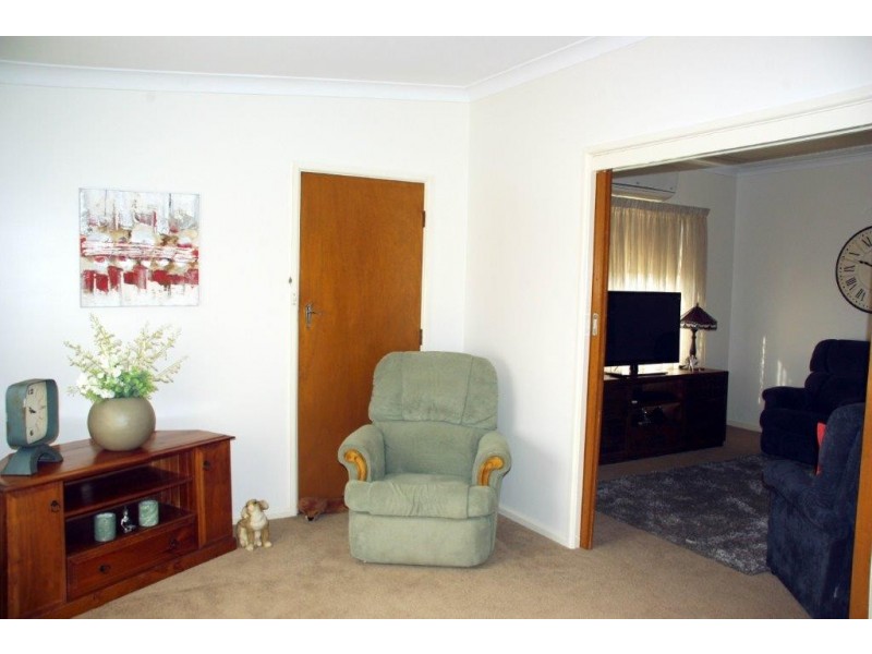 122 Whitley Street, Wellington NSW 2820