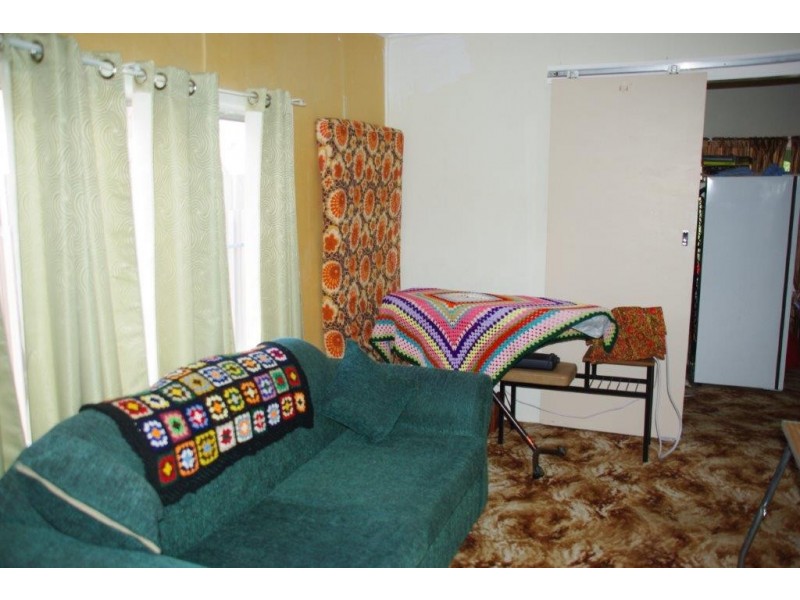 64 Apsley Crescent Mumbil via, Wellington NSW 2820