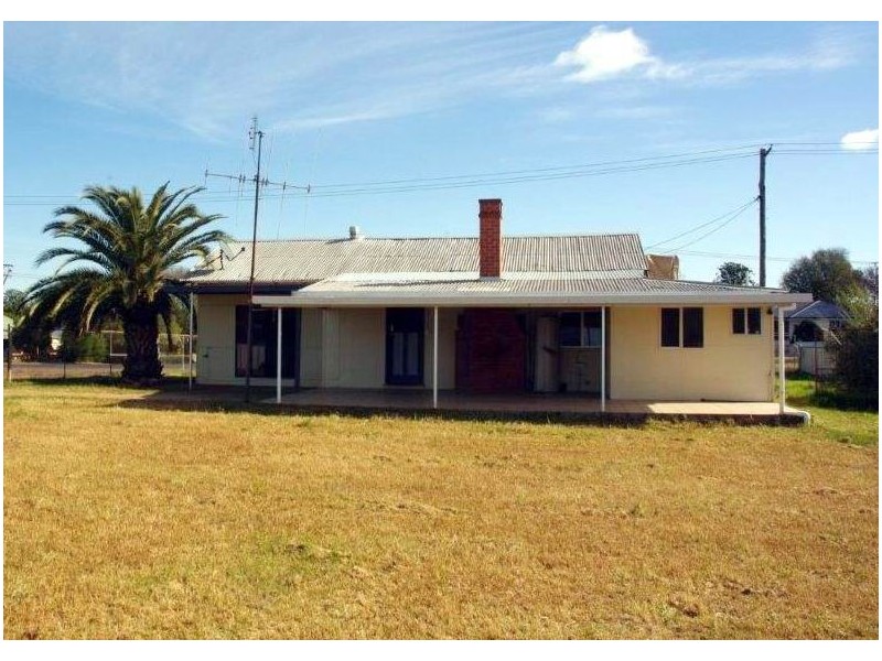148 Maughan Street, Wellington NSW 2820