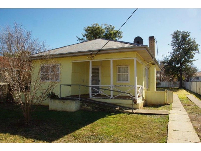 142 Maughan Street, Wellington NSW 2820