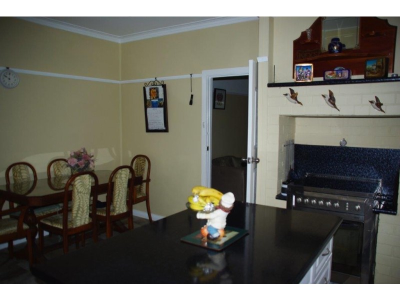 21 King Street, Yeoval NSW 2868