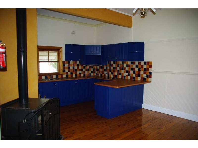 85 Gisborne Street, Wellington NSW 2820