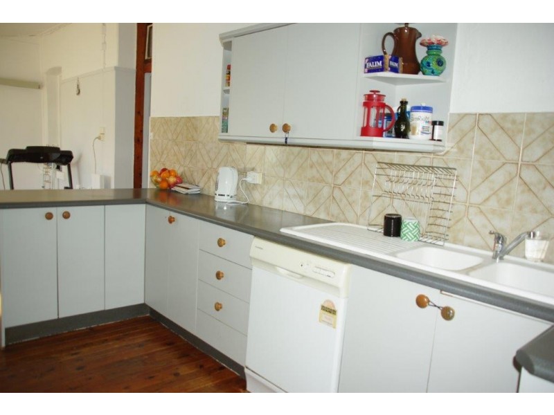 111 Simpson Street, Wellington NSW 2820