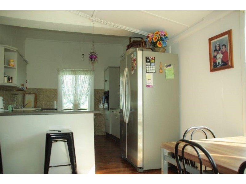 111 Simpson Street, Wellington NSW 2820