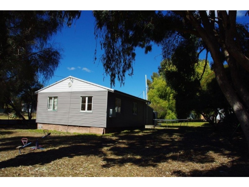 7 Bonada Avenue, Mumbil NSW 2820