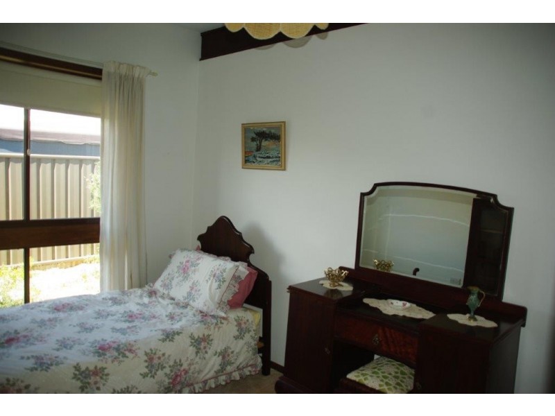 5 Truman Avenue, Wellington NSW 2820