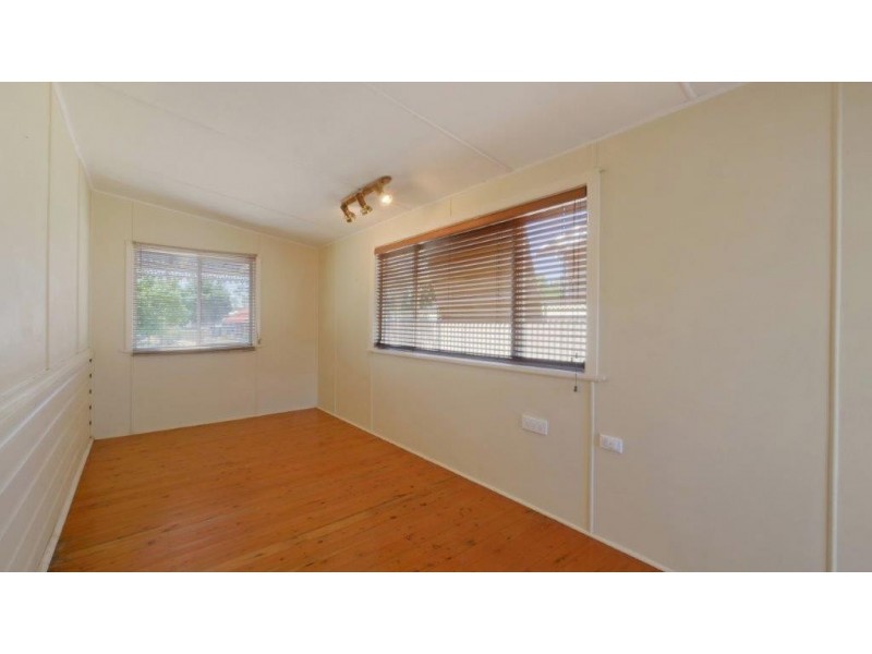 85 Gisborne Street, Wellington NSW 2820