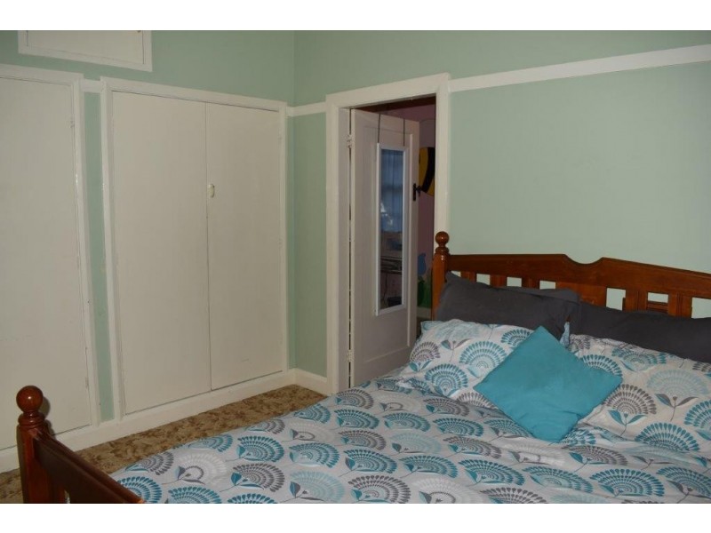 121 Gisborne Street, Wellington NSW 2820