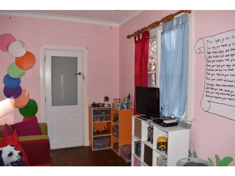 121 Gisborne Street, Wellington NSW 2820