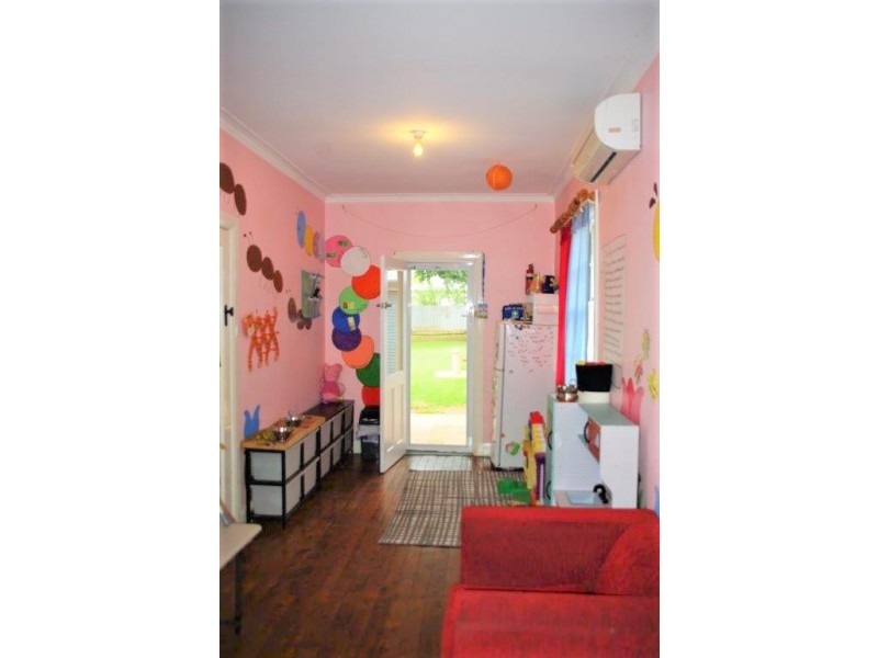 121 Gisborne Street, Wellington NSW 2820