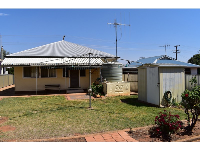 38 Arthur Street, Wellington NSW 2820
