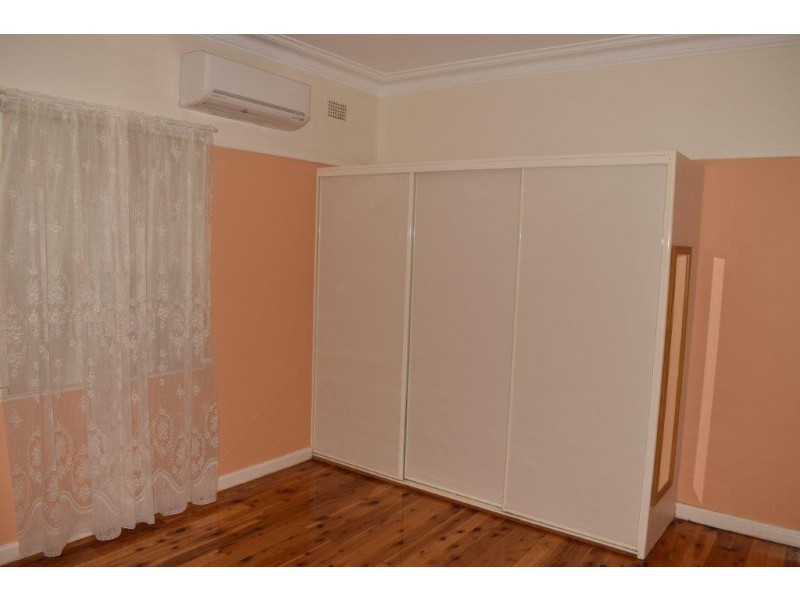 38 Arthur Street, Wellington NSW 2820