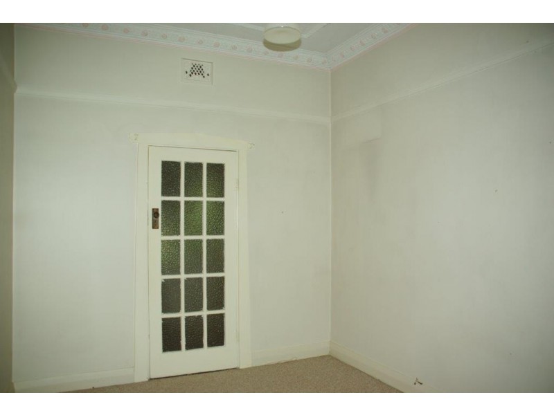 6 Warne Street, Wellington NSW 2820