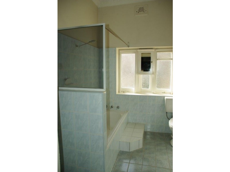 6 Warne Street, Wellington NSW 2820