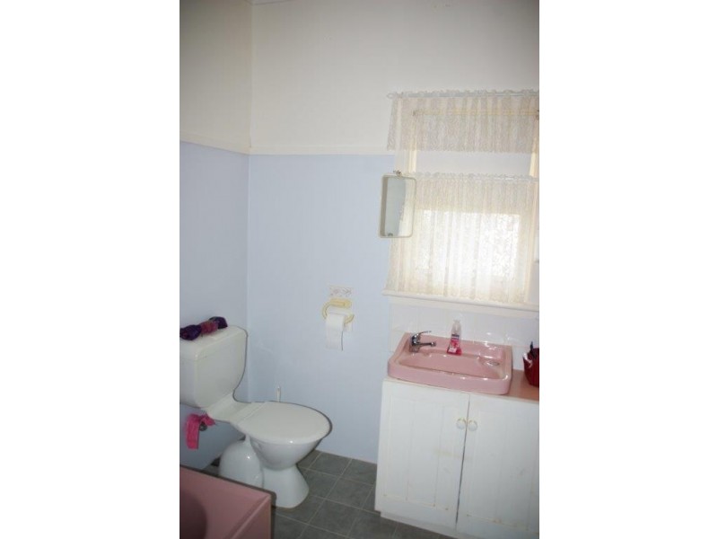 136 Warne Street, Wellington NSW 2820