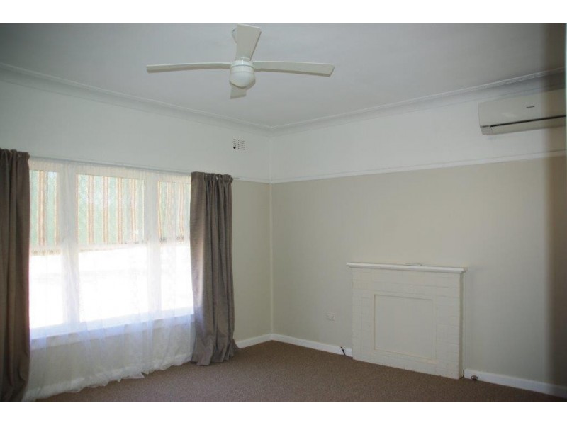 138 Maughan Street, Wellington NSW 2820