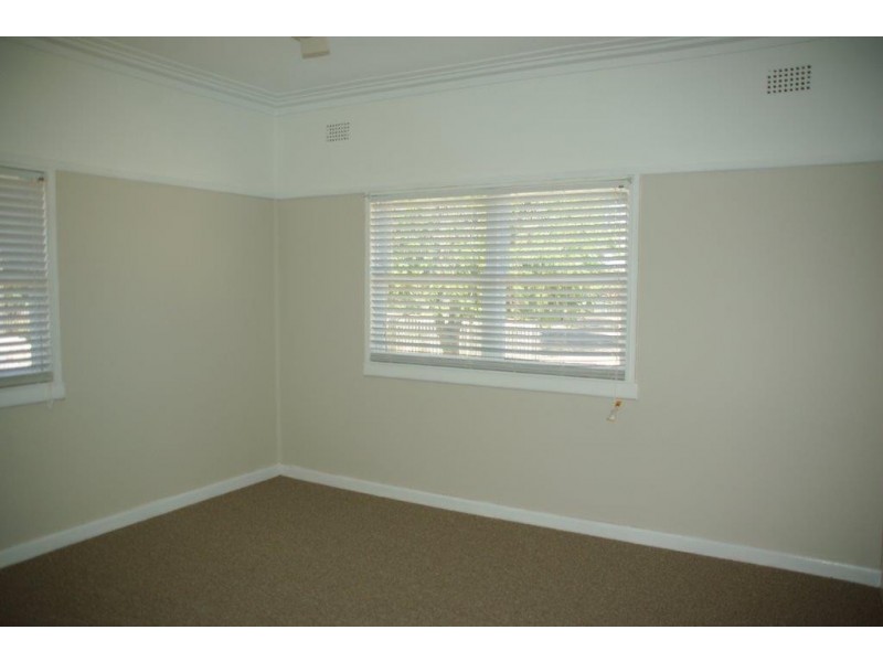 138 Maughan Street, Wellington NSW 2820