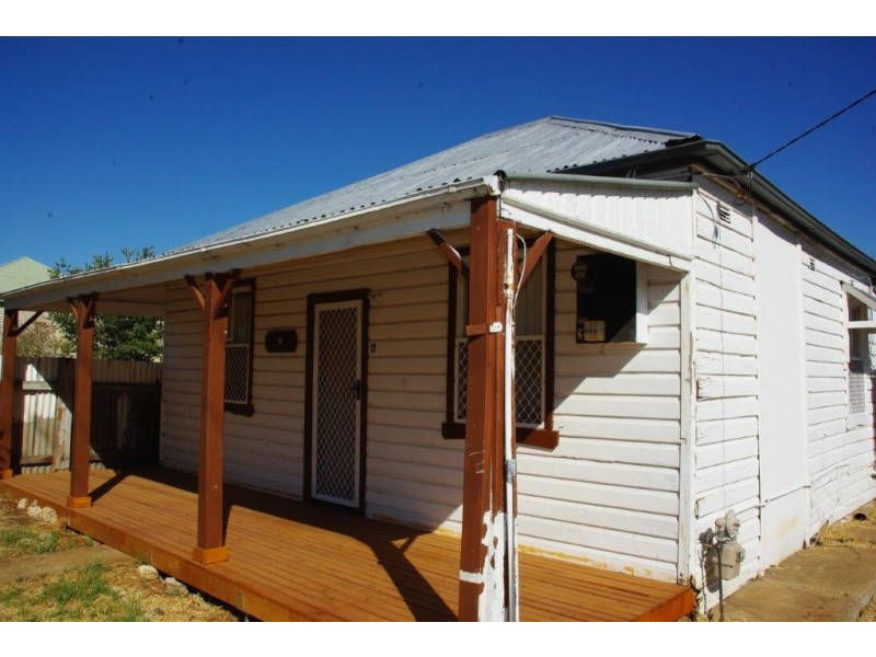 9 Clive Street, Wellington NSW 2820