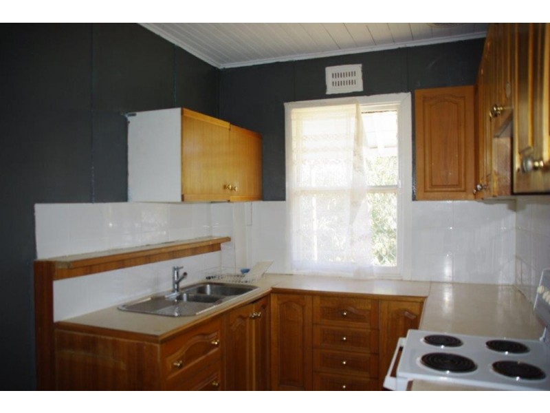 9 Clive Street, Wellington NSW 2820