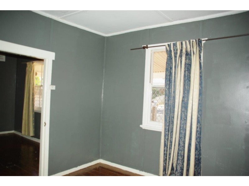 9 Clive Street, Wellington NSW 2820