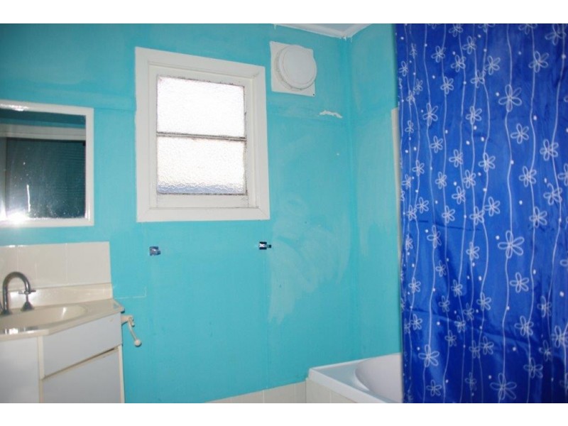 9 Clive Street, Wellington NSW 2820