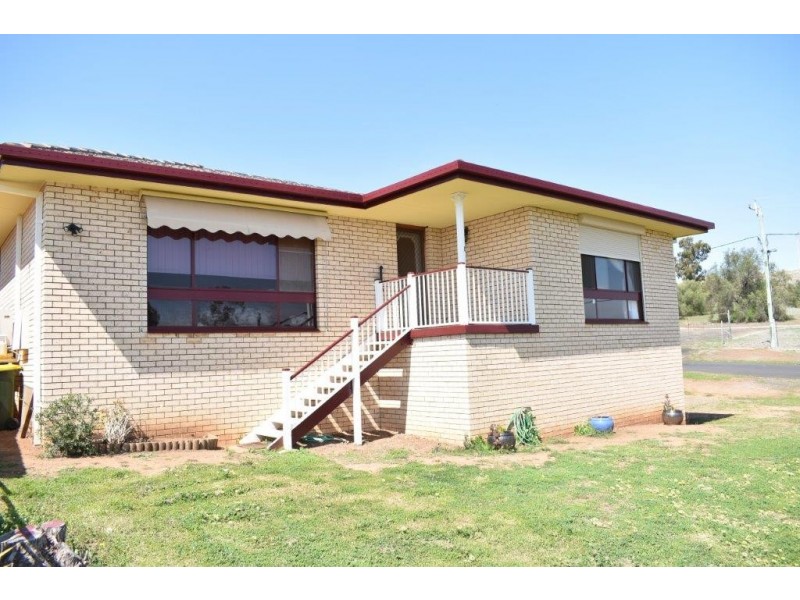 1 Cousin Drive, Wellington NSW 2820