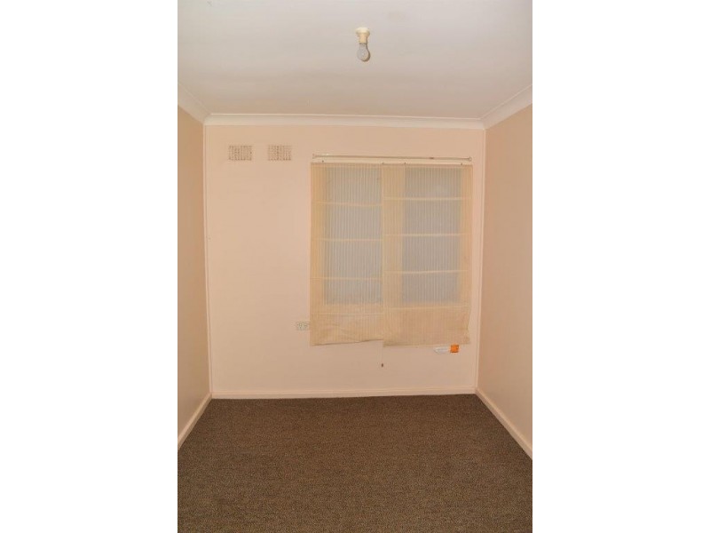 9 Pierce Street, Wellington NSW 2820