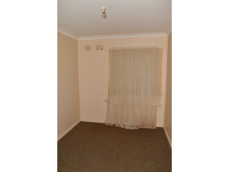 9 Pierce Street, Wellington NSW 2820