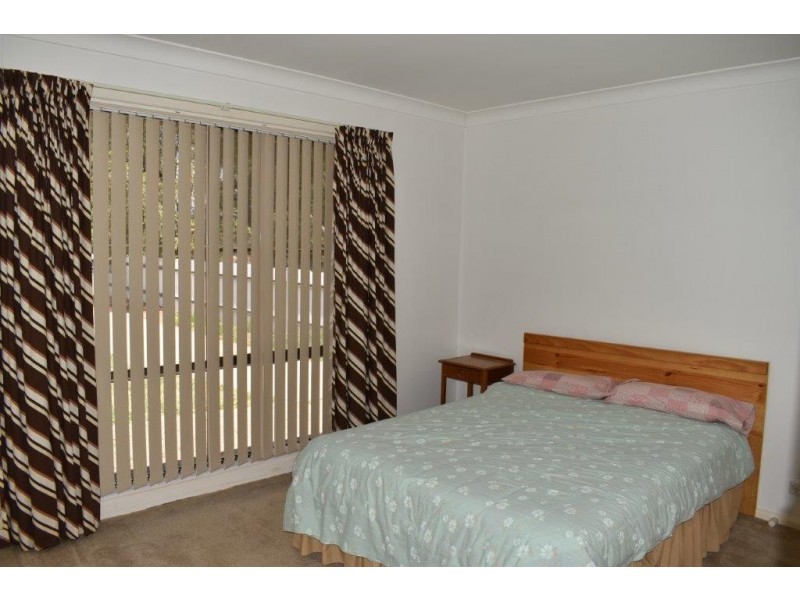 4 Hawkins Street, Wellington NSW 2820