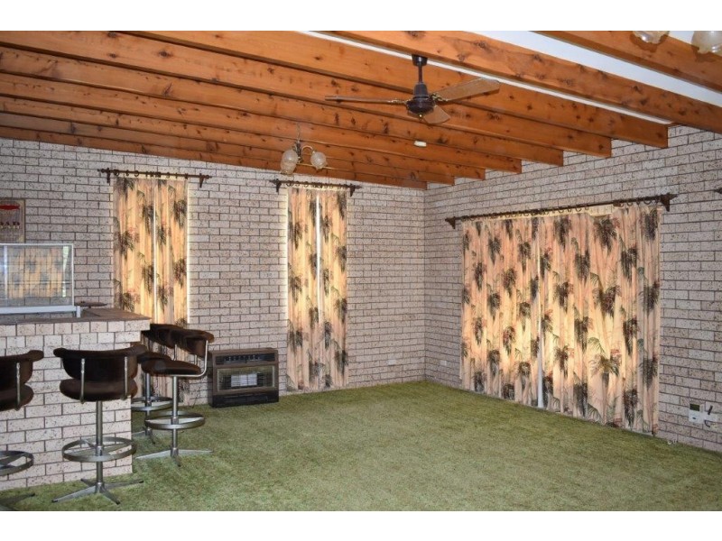 26 Whiteley Street, Wellington NSW 2820