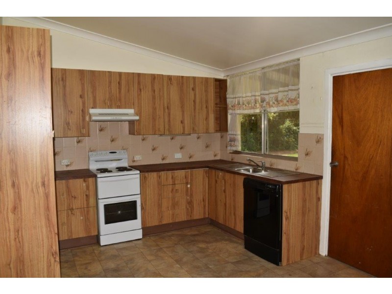 26 Whiteley Street, Wellington NSW 2820