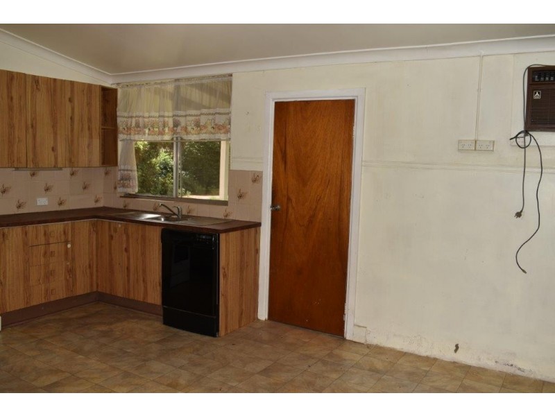 26 Whiteley Street, Wellington NSW 2820