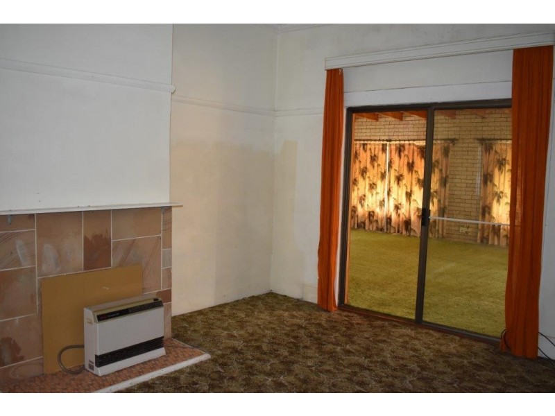 26 Whiteley Street, Wellington NSW 2820