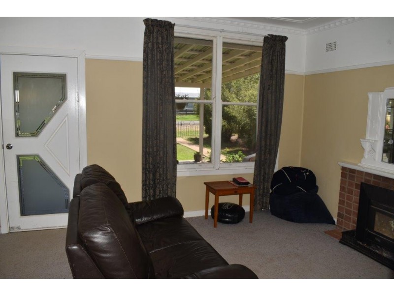 21 King Street Yeoval via, Wellington NSW 2820