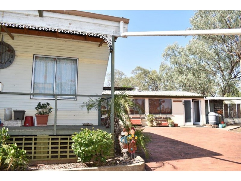 242 Fashions Mount Road, Mumbil NSW 2820