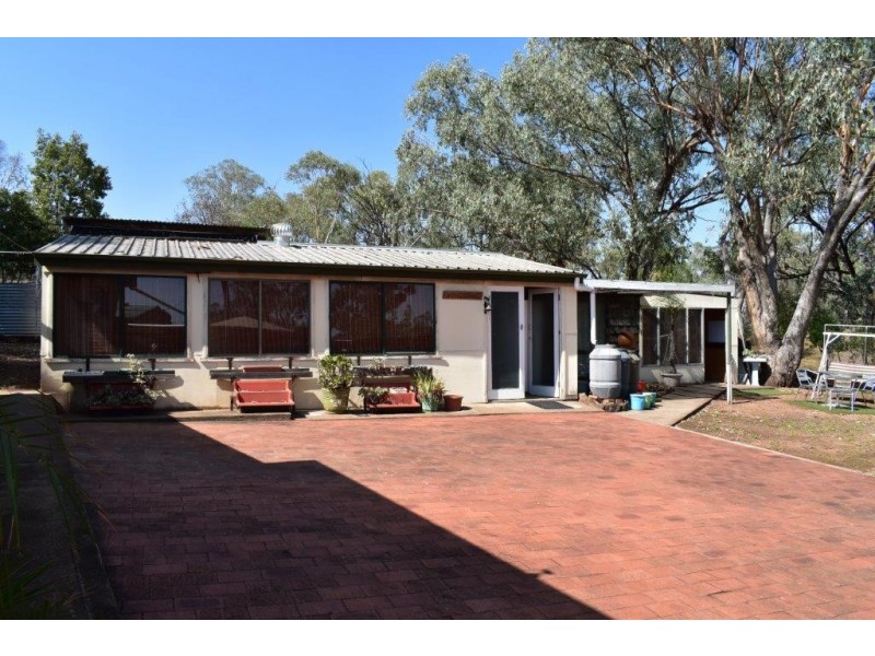 242 Fashions Mount Road, Mumbil NSW 2820
