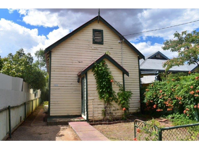 104 Maughan Street, Wellington NSW 2820